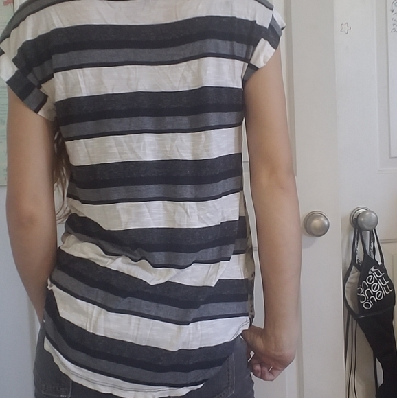 Mesh Tiger and Striped Back Top - Picture 11 of 11